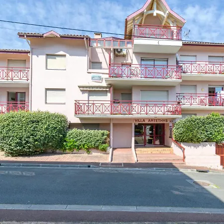 شقة Artethys By Interhome *